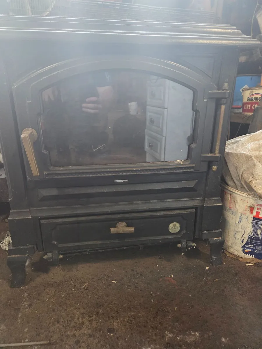 Nestor Martin / Efel Harmony Cast Iron Oil Stove💰 - Image 1