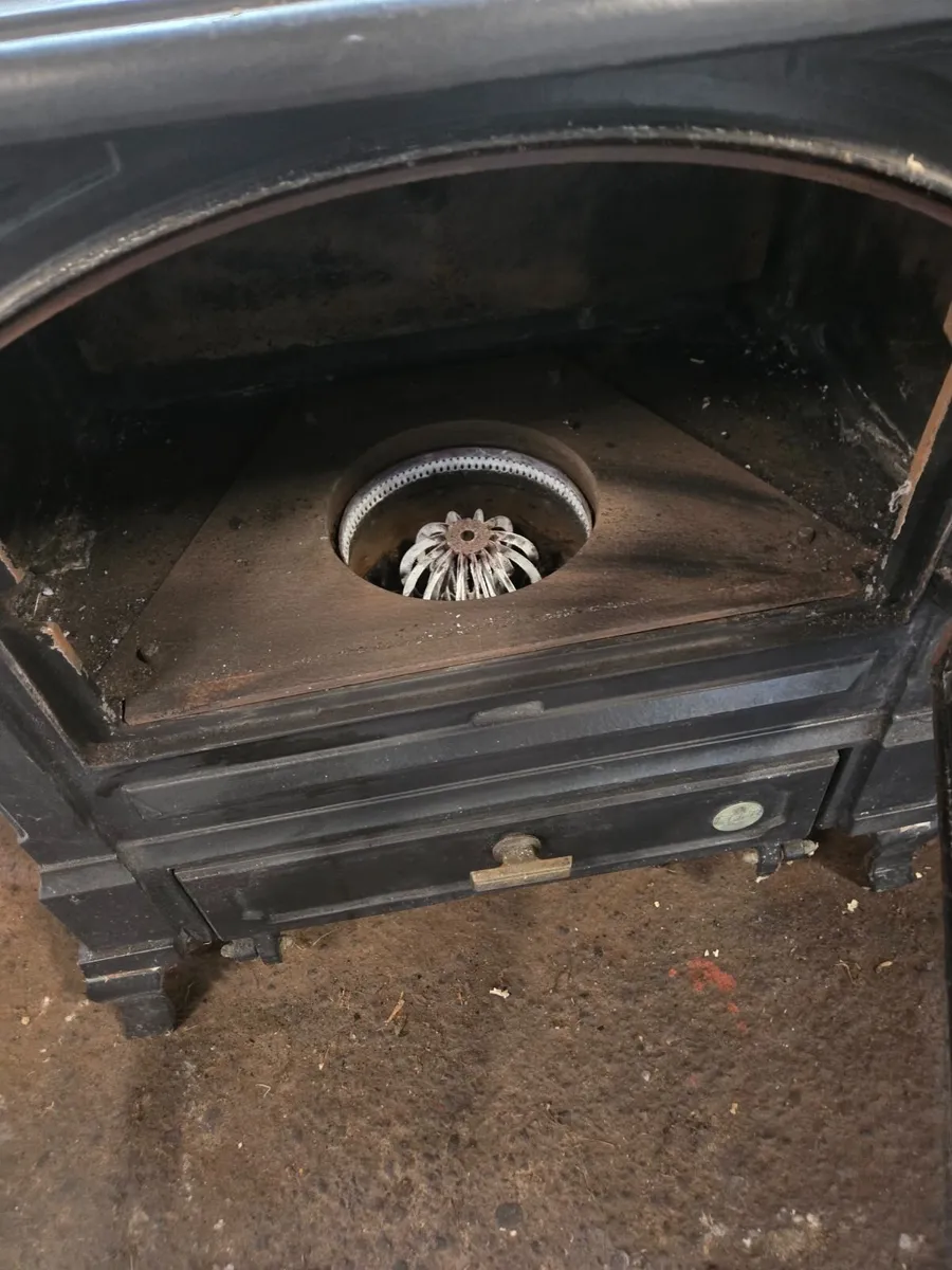 Nestor Martin / Efel Harmony Cast Iron Oil Stove💰 - Image 3