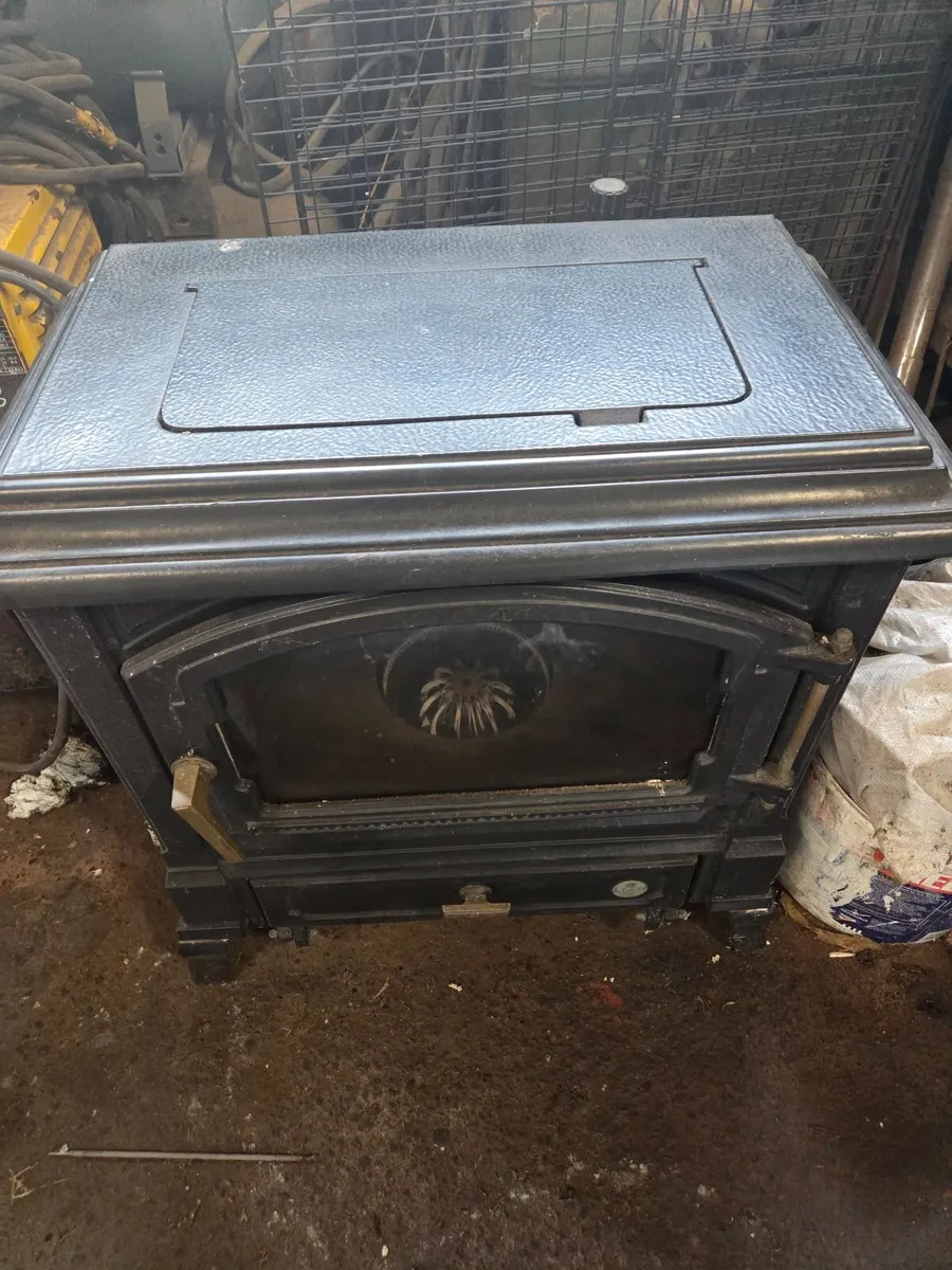Nestor Martin / Efel Harmony Cast Iron Oil Stove💰 - Image 4