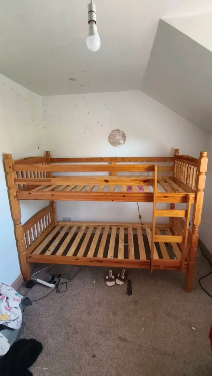 Kids Bunk bed - Image 1