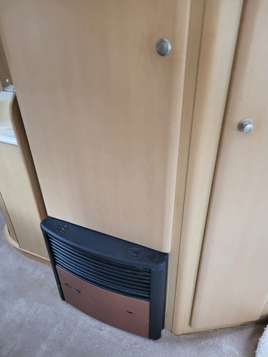 Caravan - Image 3