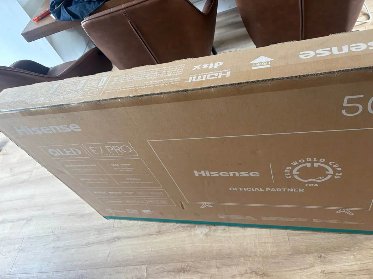 Hisense tv 50” E78qtuk unopened - Image 2