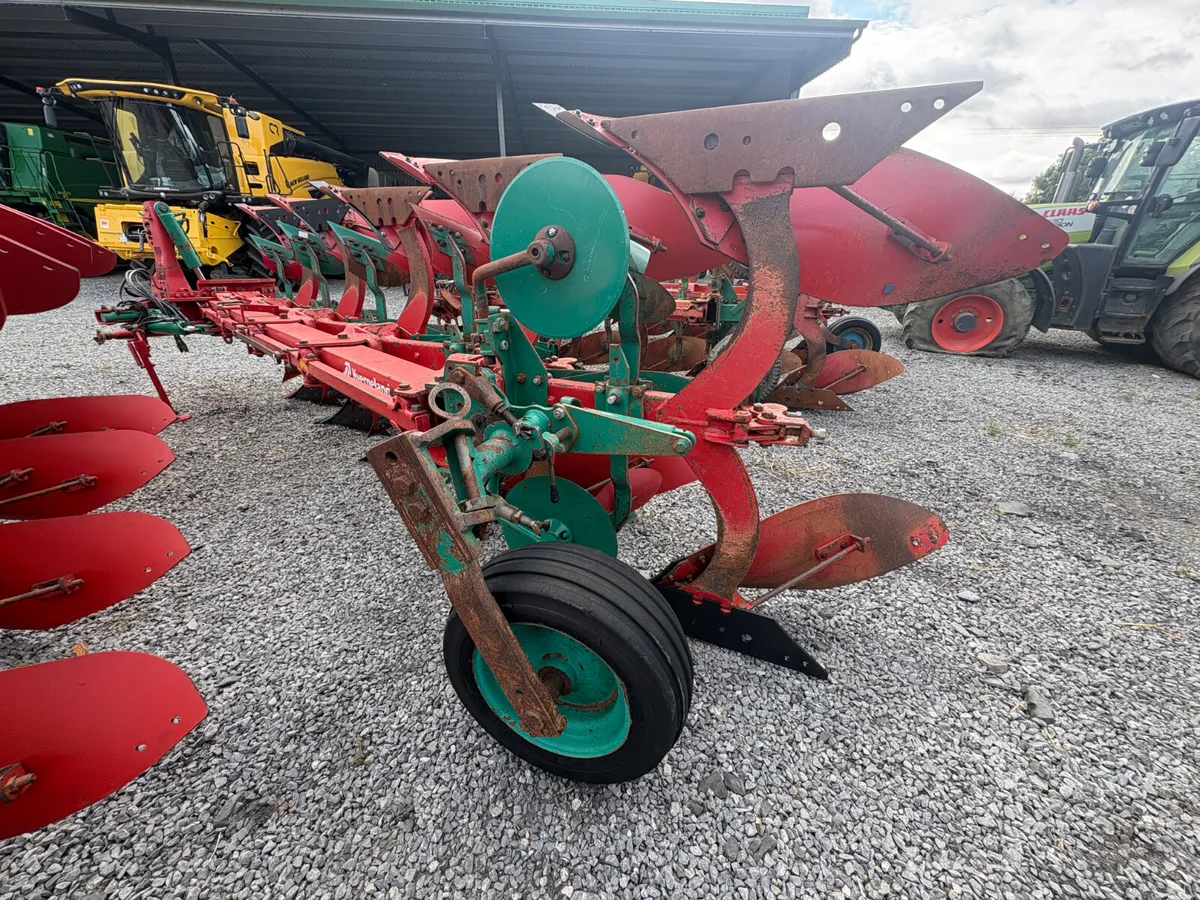 KVERNELAND ES 95 200 5 FURROW - Image 3