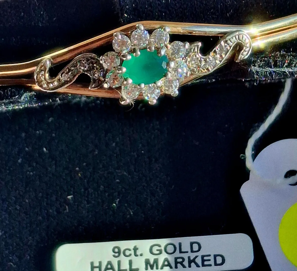 Vintage 9-Carat Solid Gold Emerald and Diamond ... - Image 4