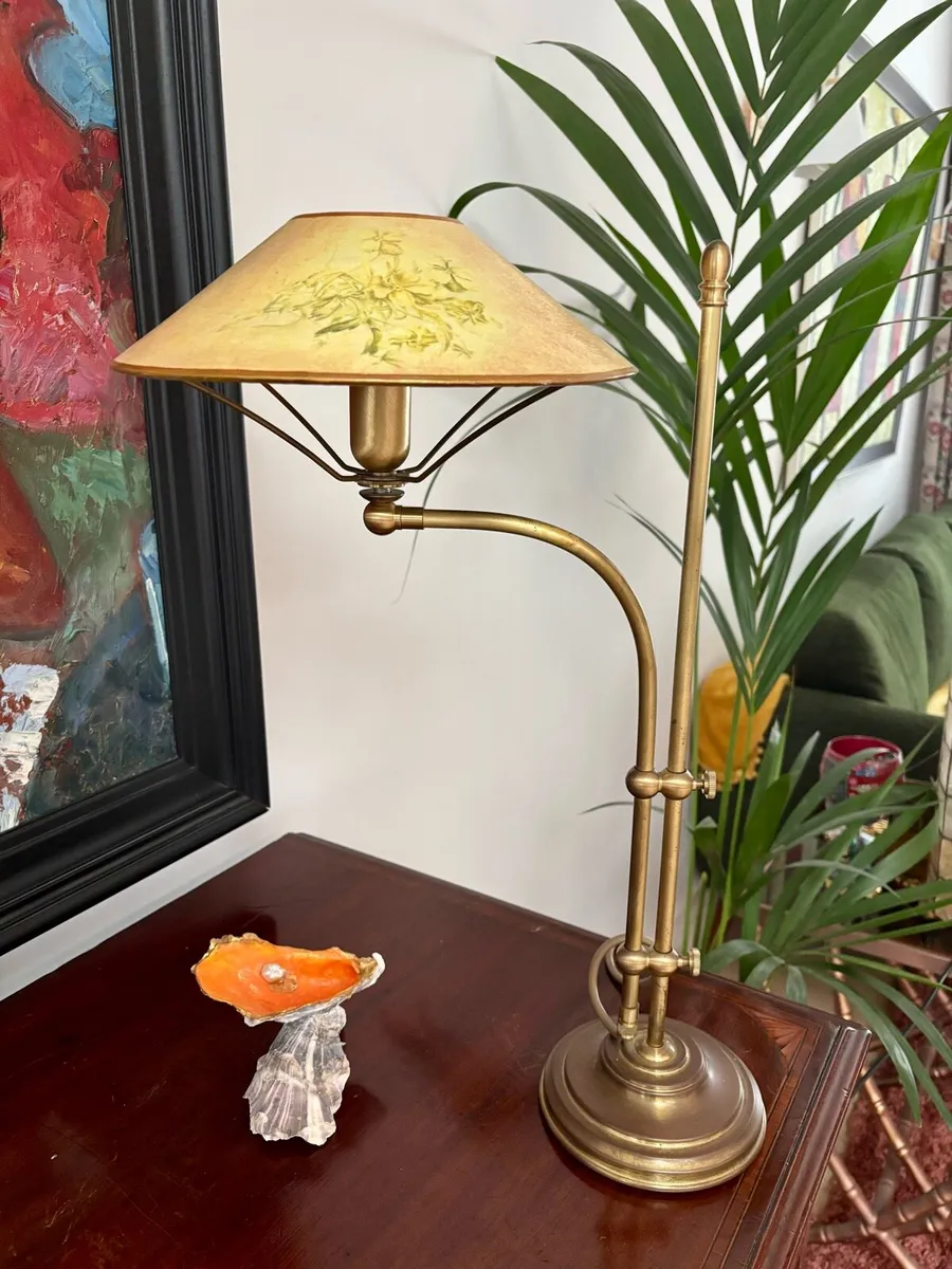 Antique Style Victorian Lamp - Image 2