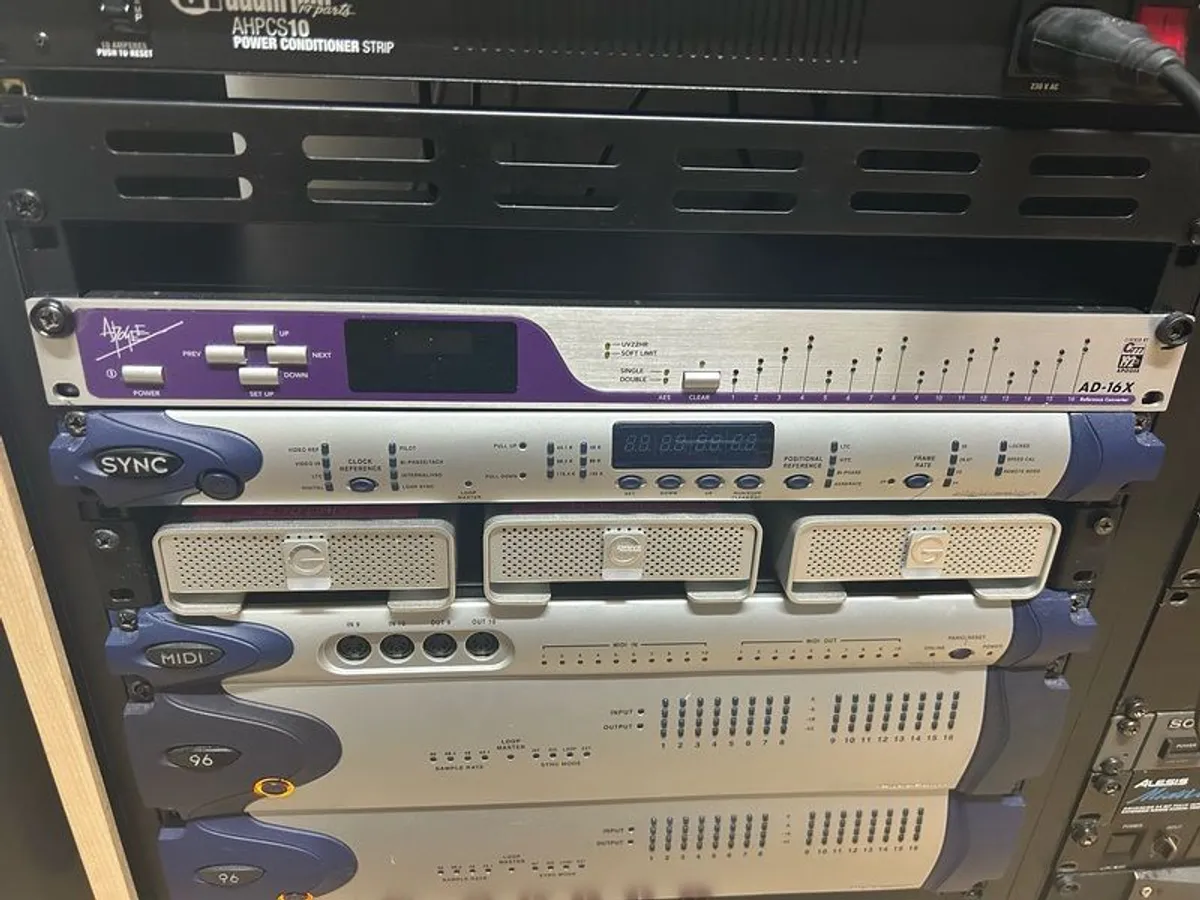 Apogee AD 16 x - Image 1