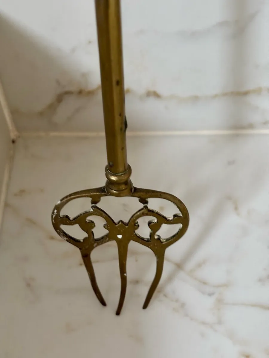 Antique Brass - Image 3