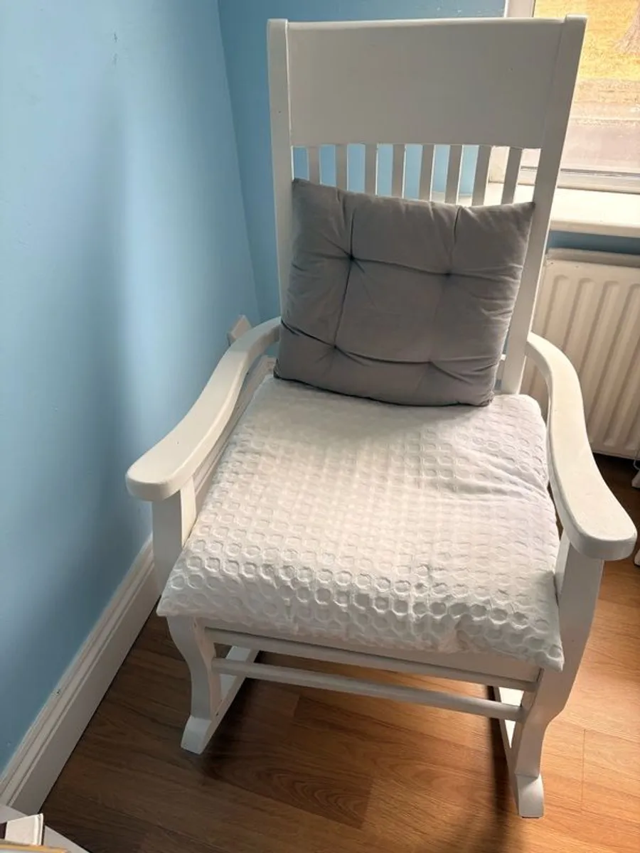 Rocking Chair - Image 3