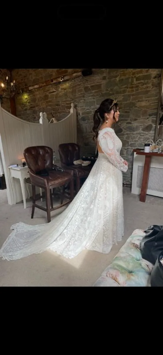 Rue de Seine Wedding Dress: Kyara Dress and Nova Sleeves - Image 2