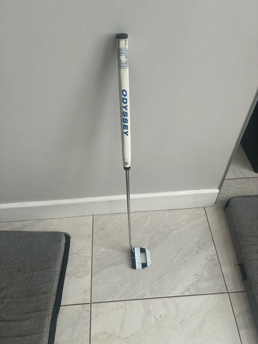 Odyssey left handed putter - Image 1