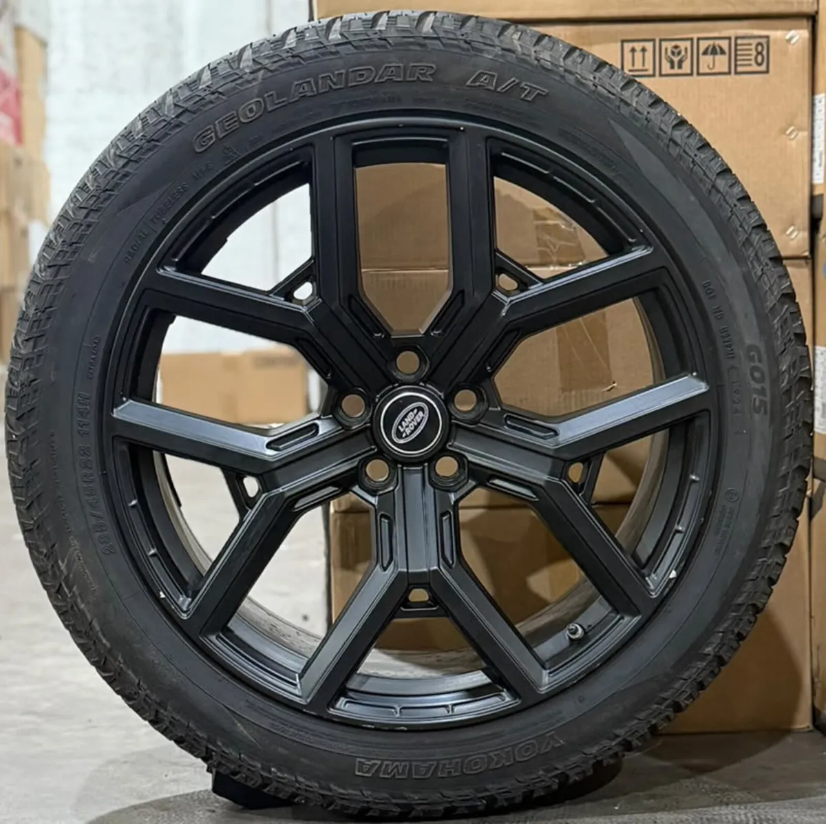 22" Uni C2 Alloys & YOKOHAMA Tyres For Land Rover - Image 4