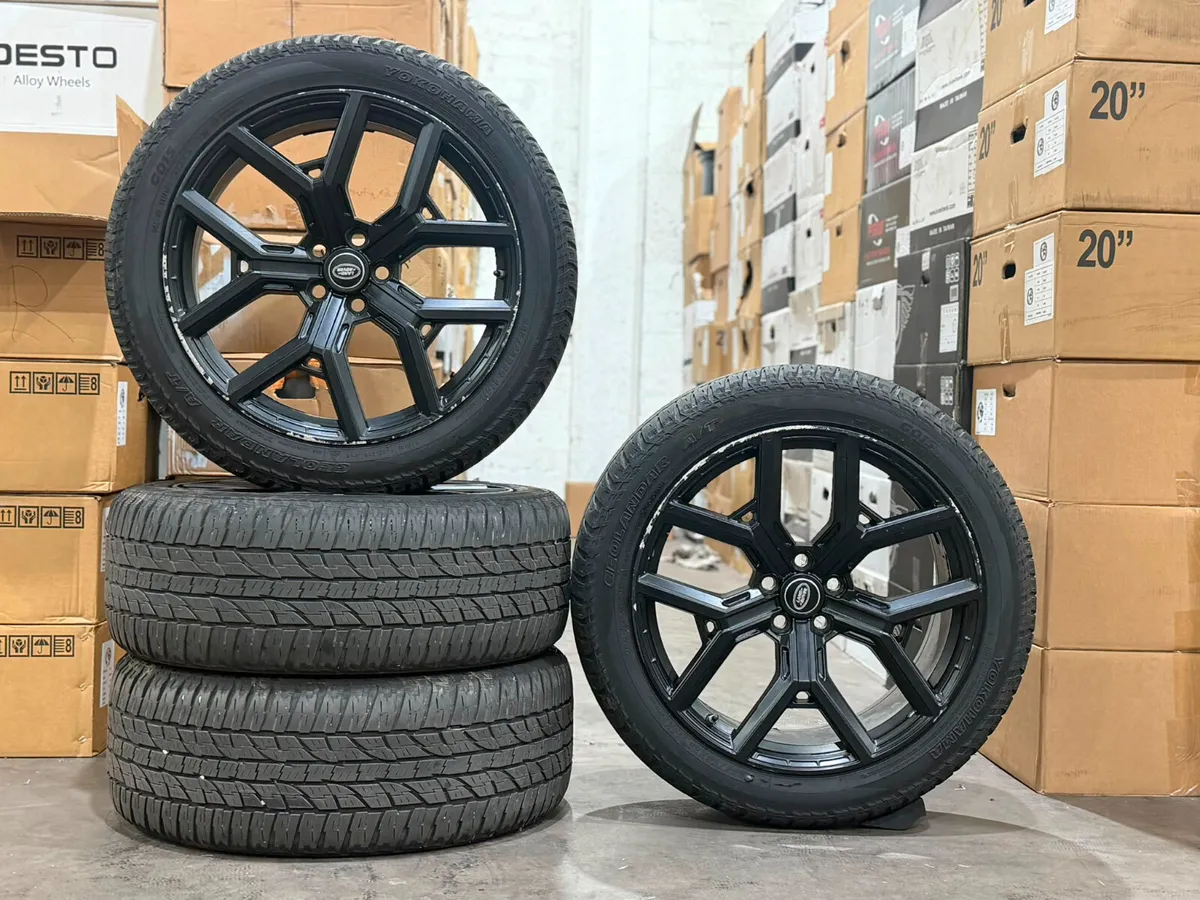 22" Uni C2 Alloys & YOKOHAMA Tyres For Land Rover - Image 1