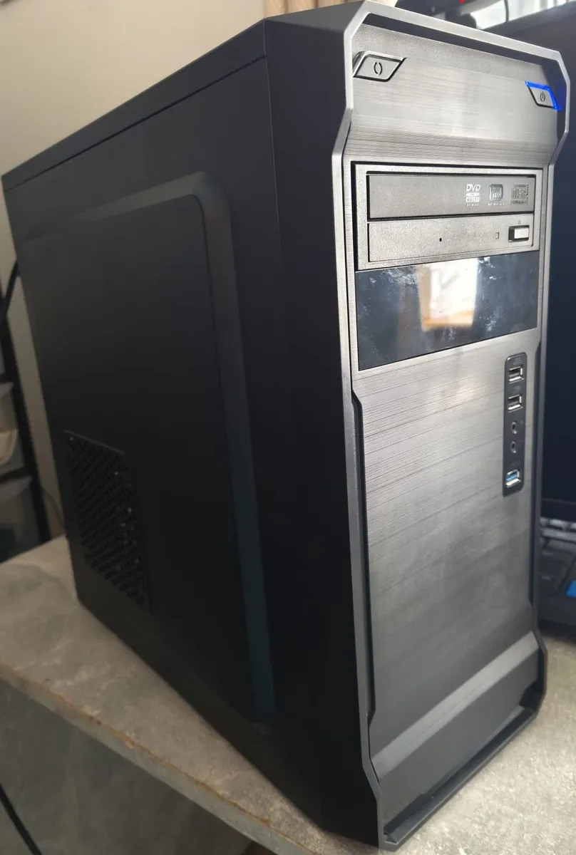 Nox Tower Gaming PC i7 Windows 11 - Image 1