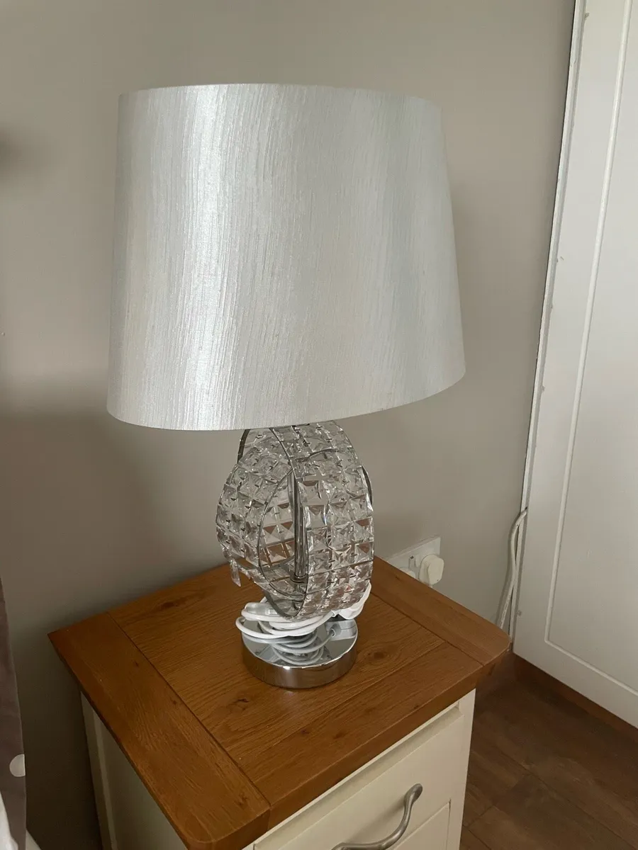 Curtains and lamps - Image 4
