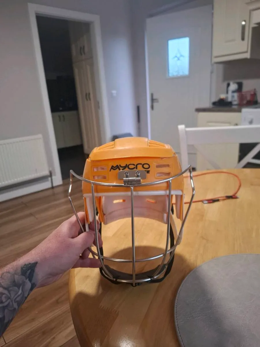 Mycro hurling helmet - Image 3