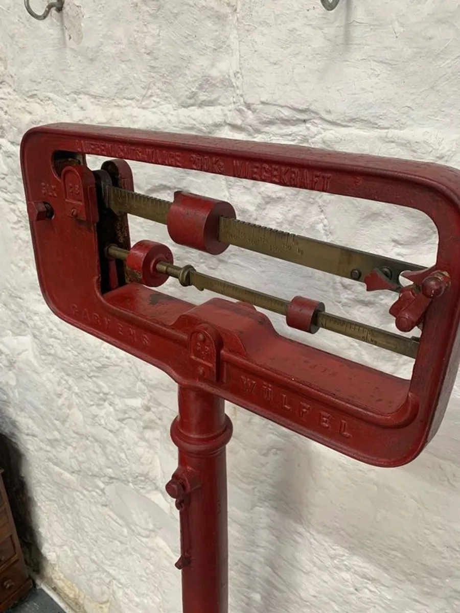 Antique Garvens Wulfel cast iron weighing scale. - Image 1
