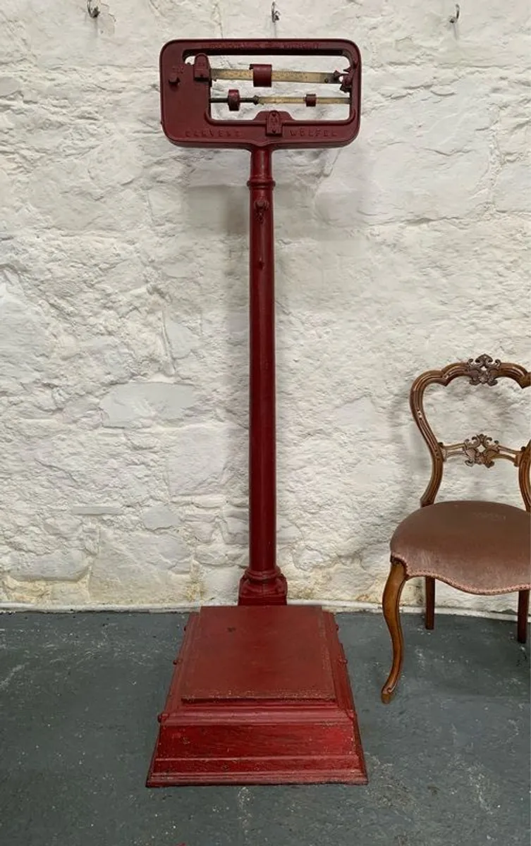 Antique Garvens Wulfel cast iron weighing scale. - Image 2