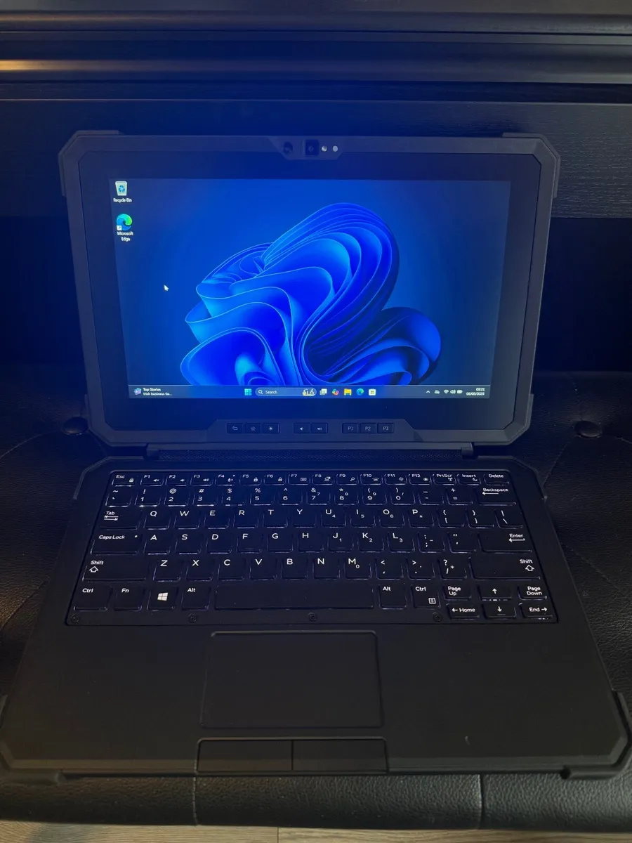 Dell Latitude 7220 Rugged Military Grade Laptop - Image 1
