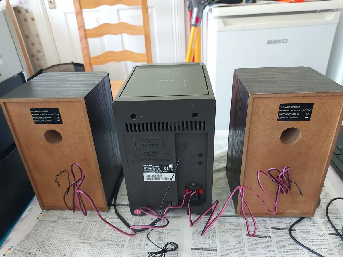 PHILIPS Micro Hifi Stereo System MC147 - Image 3