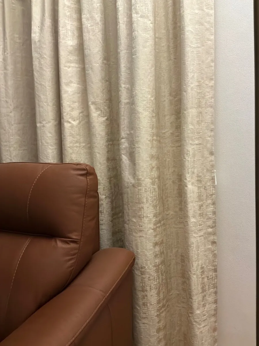 Curtains - Image 1