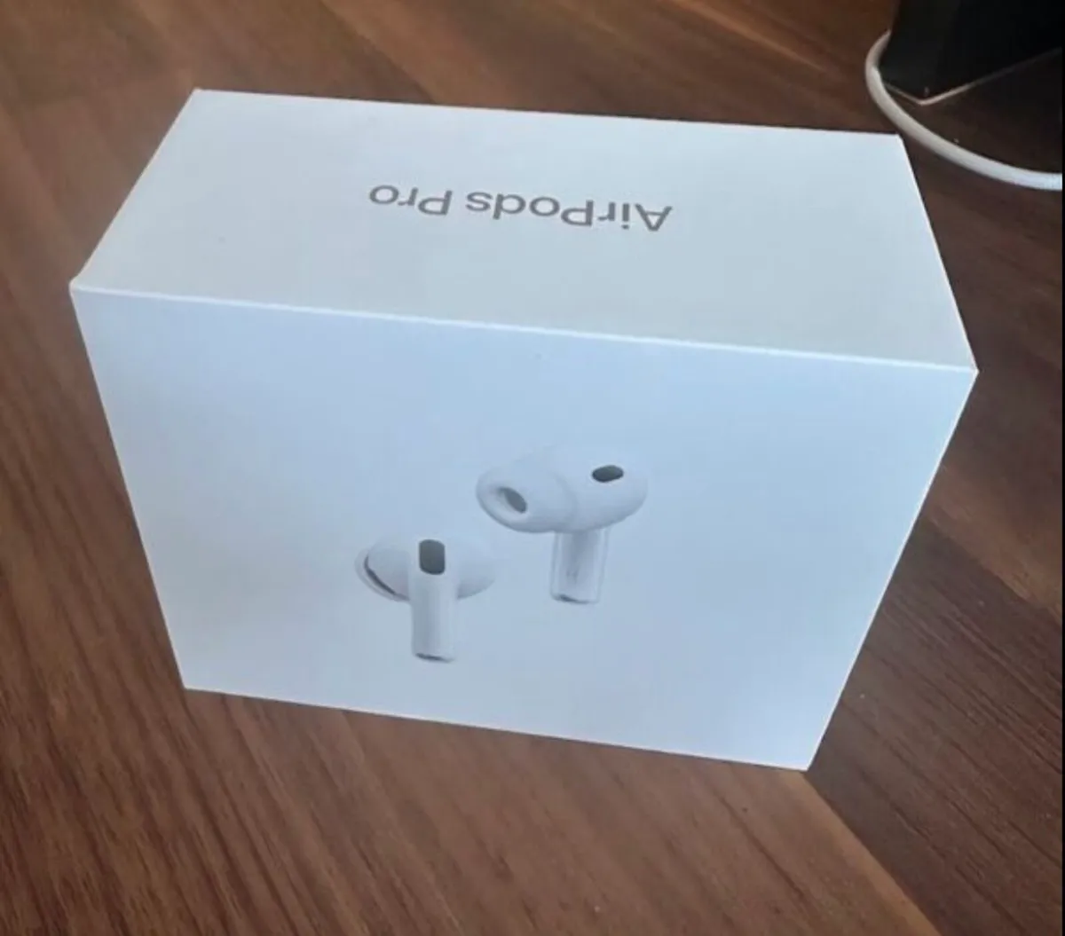Apple AirPods Pro - Image 1