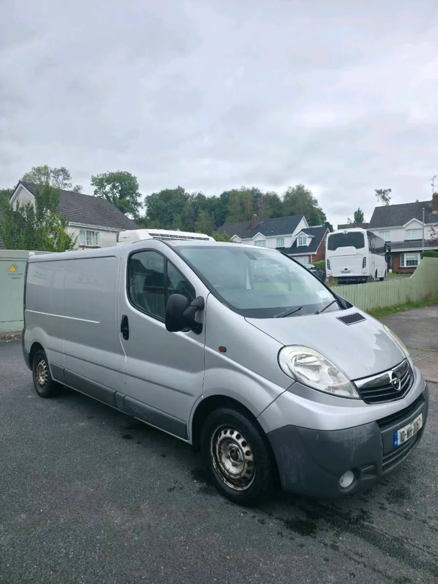 Opel Vivaro 2010 - Image 1