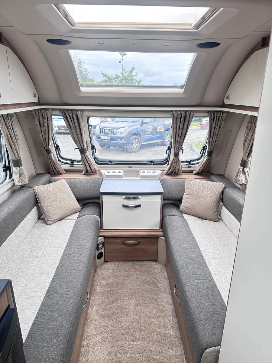 ✨STUNNING 2019 SWIFT EXCLUSIVE 6 TD 6 BERTH✨ - Image 4