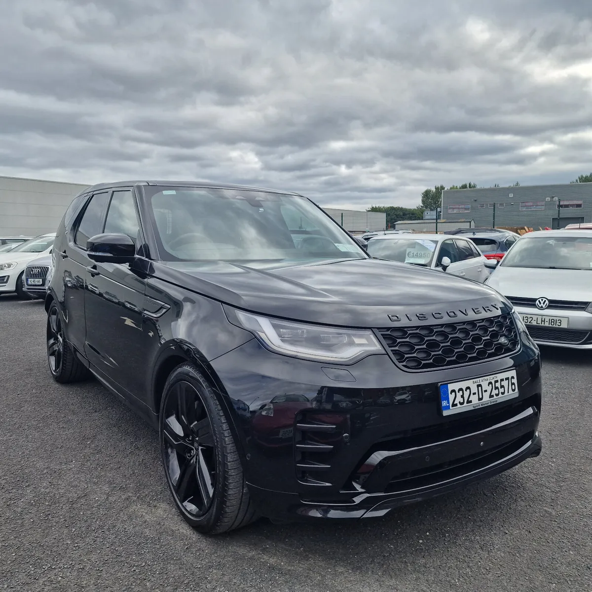 Land Rover Discovery 3.0 Commercial Tax 333 - Image 1