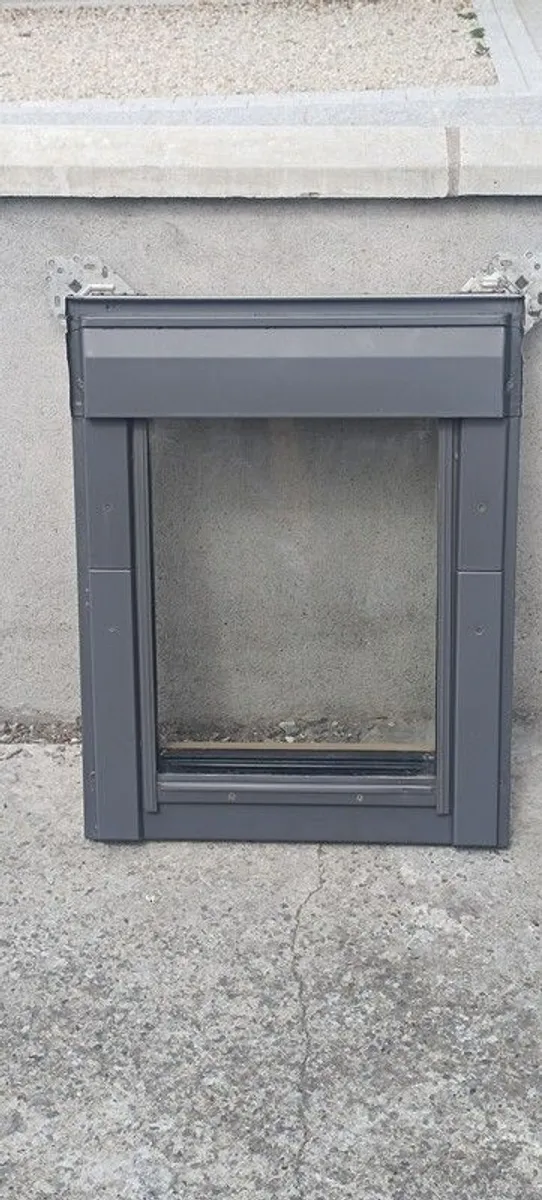 window - Image 1