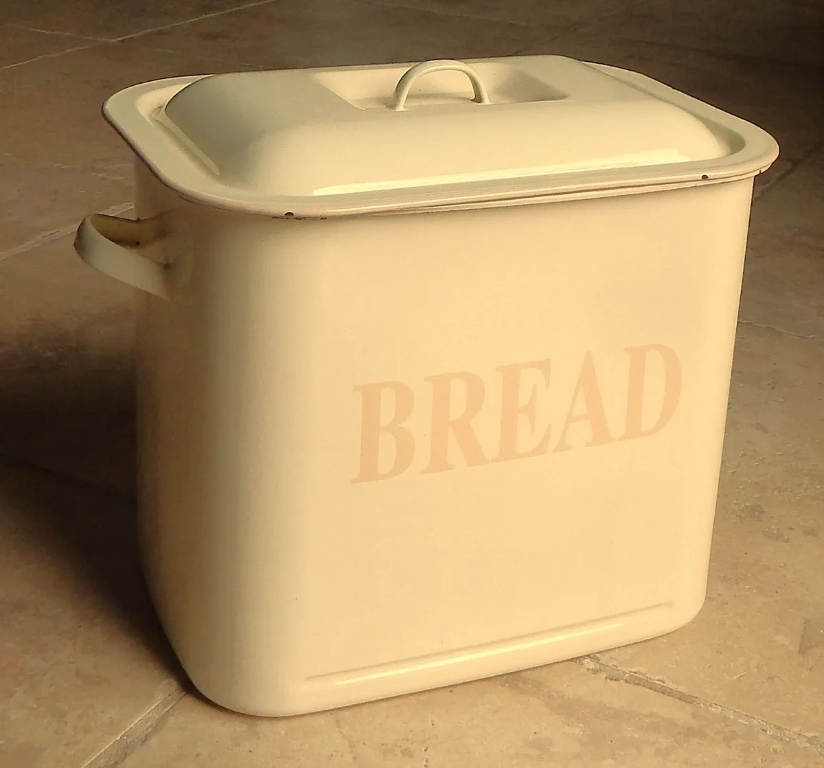 Traditional Enameled Metal Bread Bin - Image 1
