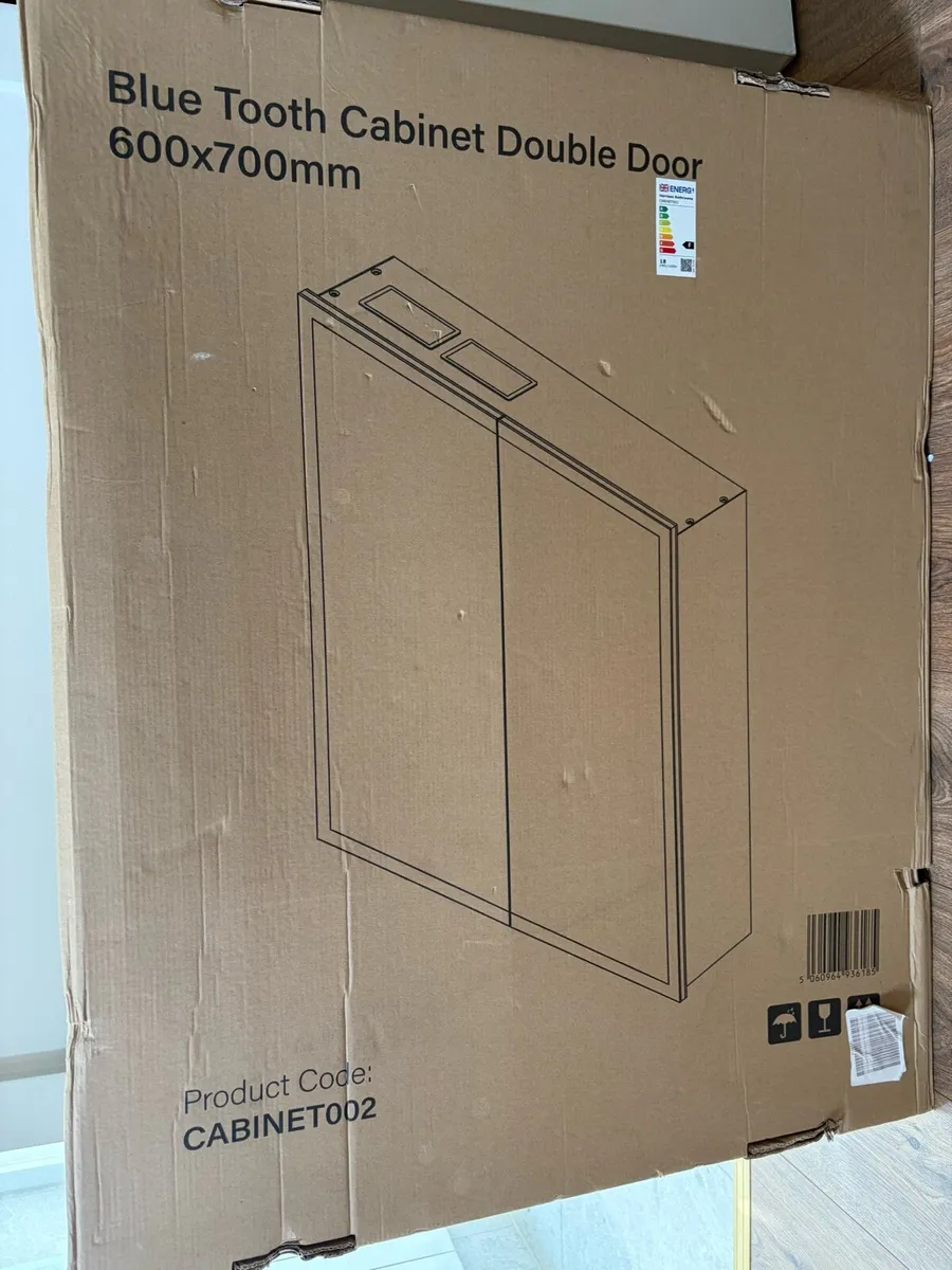 Bathroom cabinet - Image 1