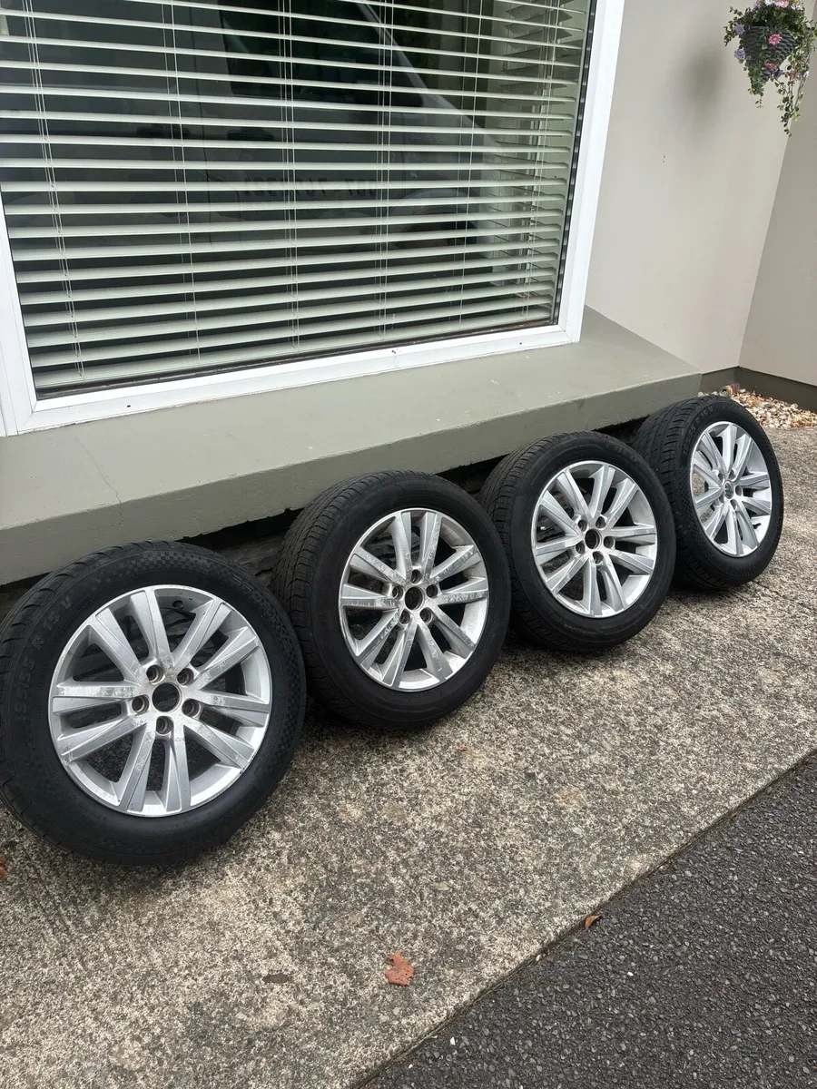 VW alloys and tyres - Image 2