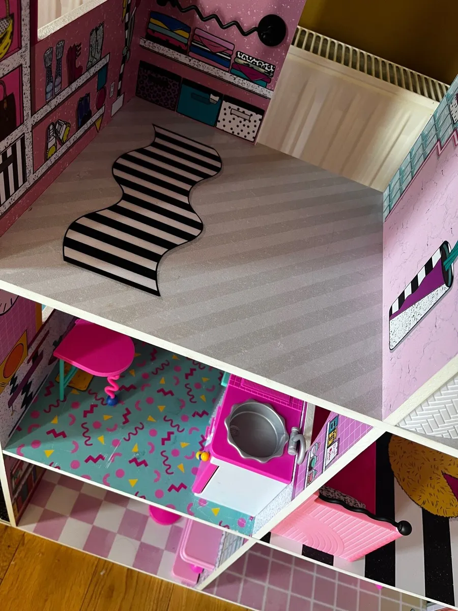LOL Surprise Doll House - Image 4