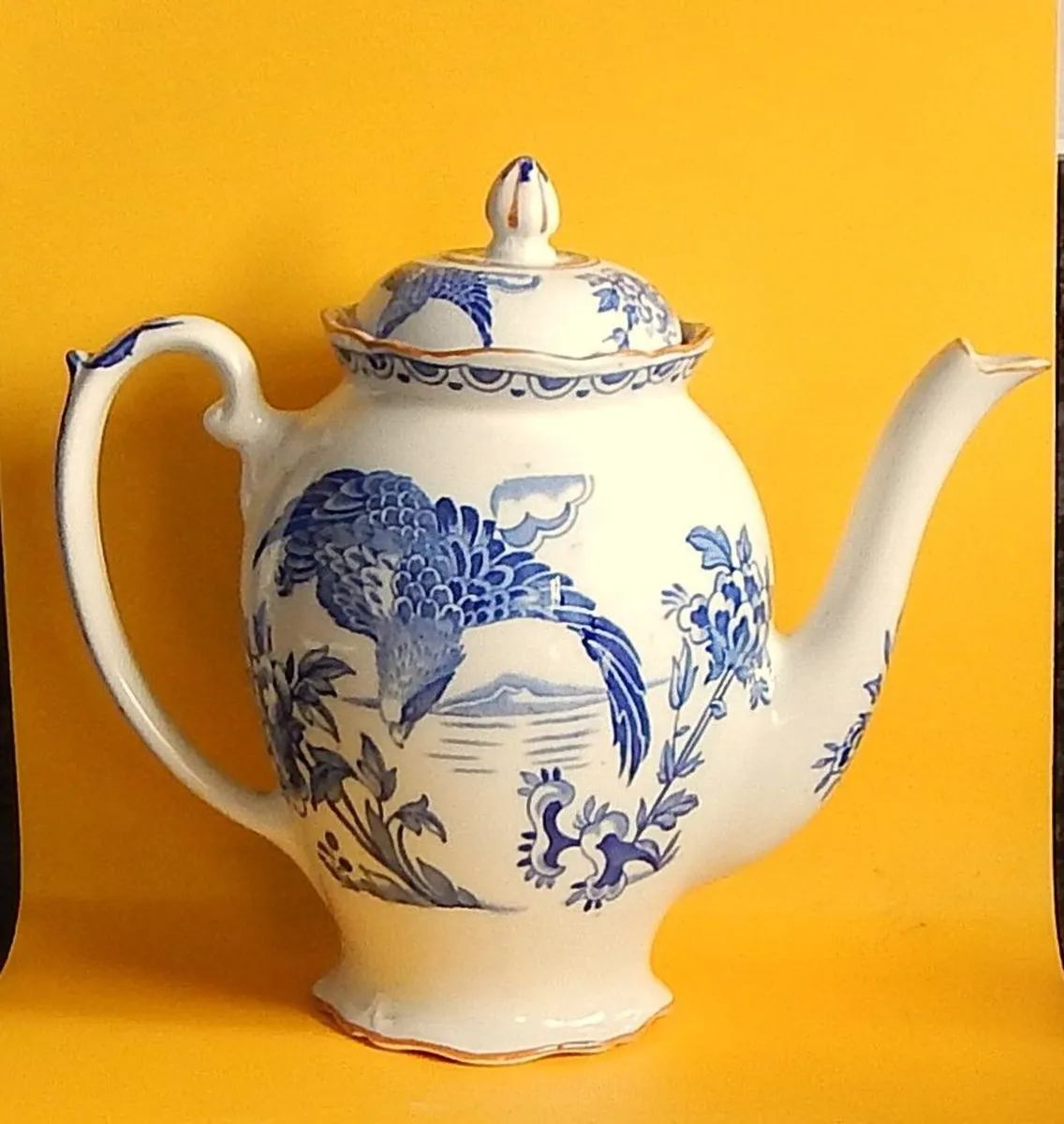 Vintage H H & G Aquila Design Ceramic Teapot - Image 2