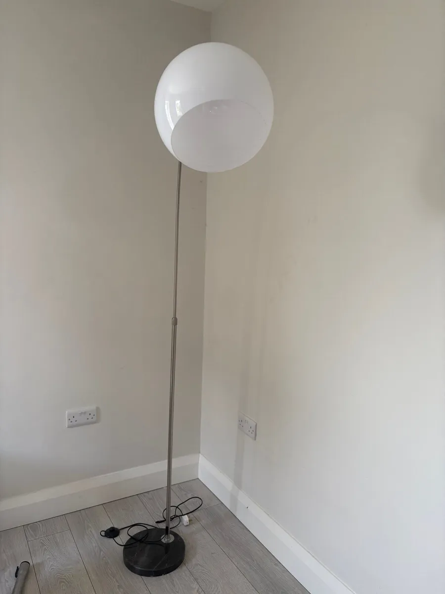 Standing lamp - Image 1