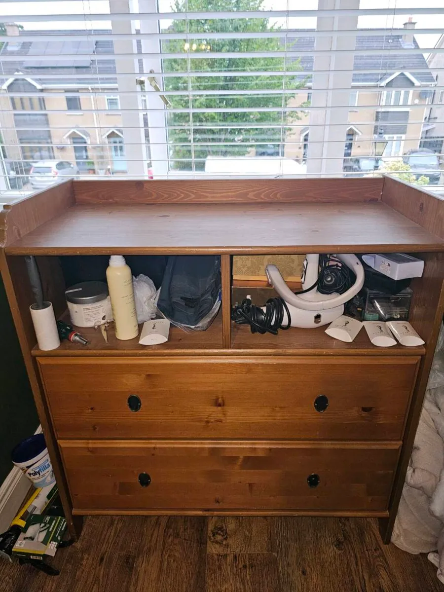 Baby changing table/chest of drawers - Image 4