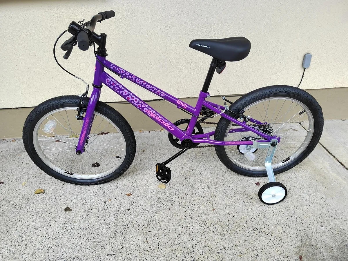 Apollo Envy Kids Bike - Image 3