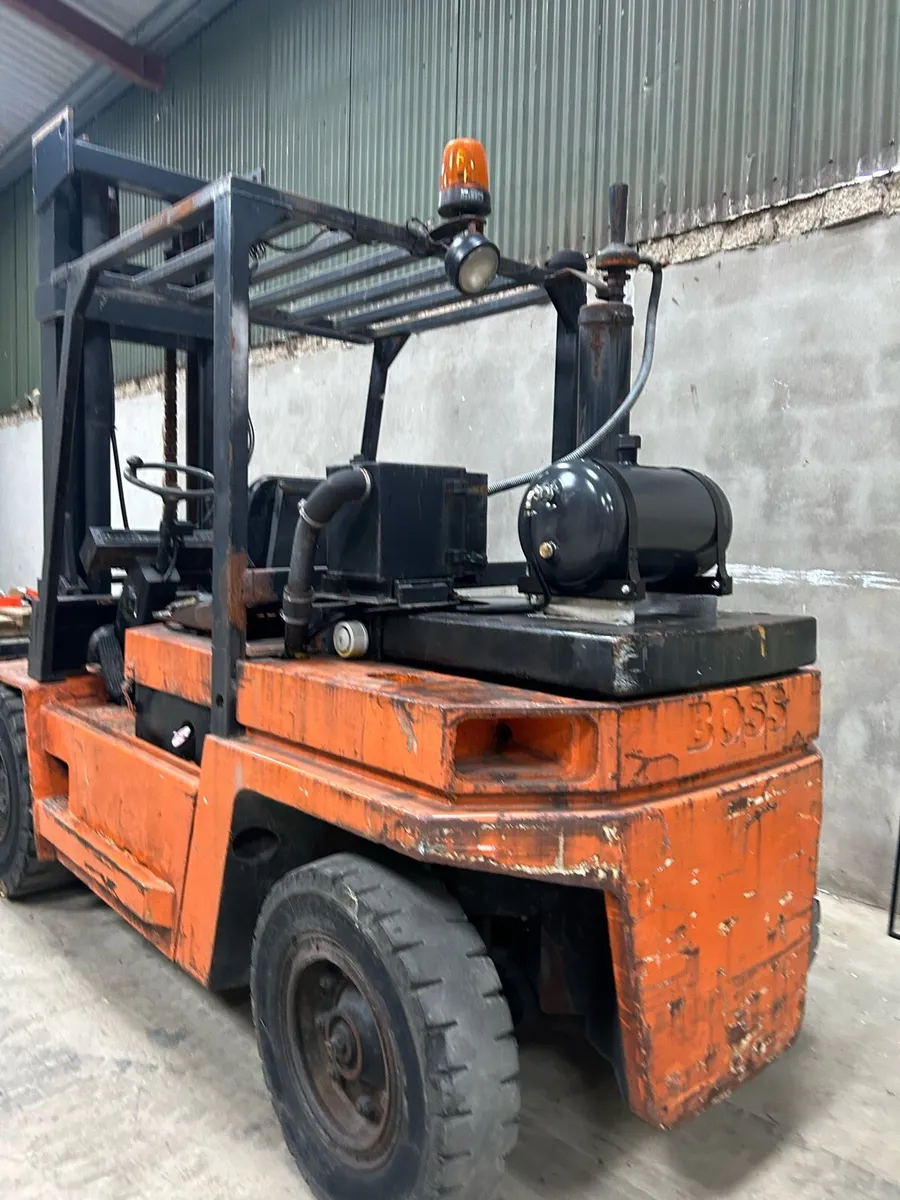 Lancer Boss 7 tonne forklift - Image 4