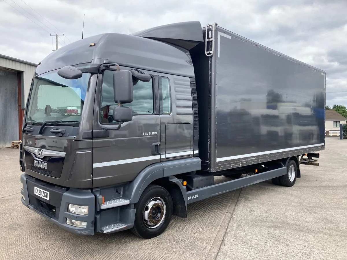 2020 MAN TGL 8.190 SLEEPER CAB 20 FT BOX - Image 2