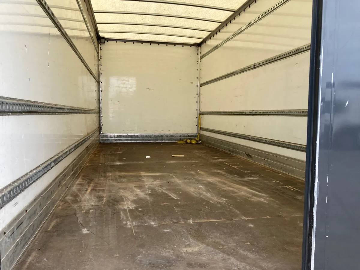 2020 MAN TGL 8.190 SLEEPER CAB 20 FT BOX - Image 3