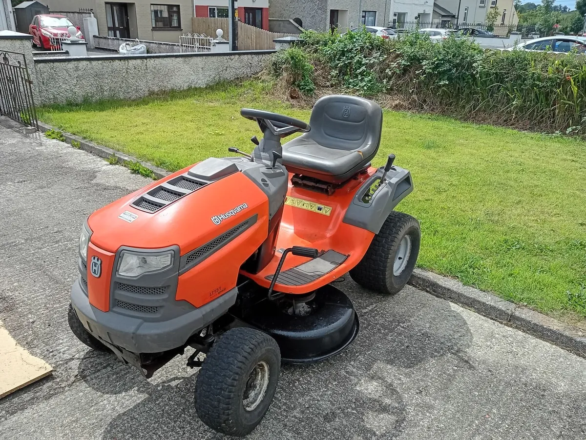 Husqvarna ride on lawnmower - Image 1
