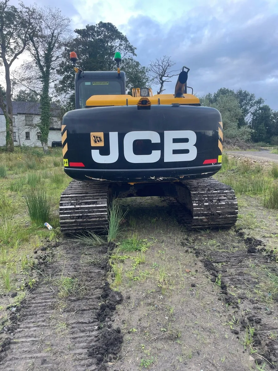 JCB js130 - Image 2