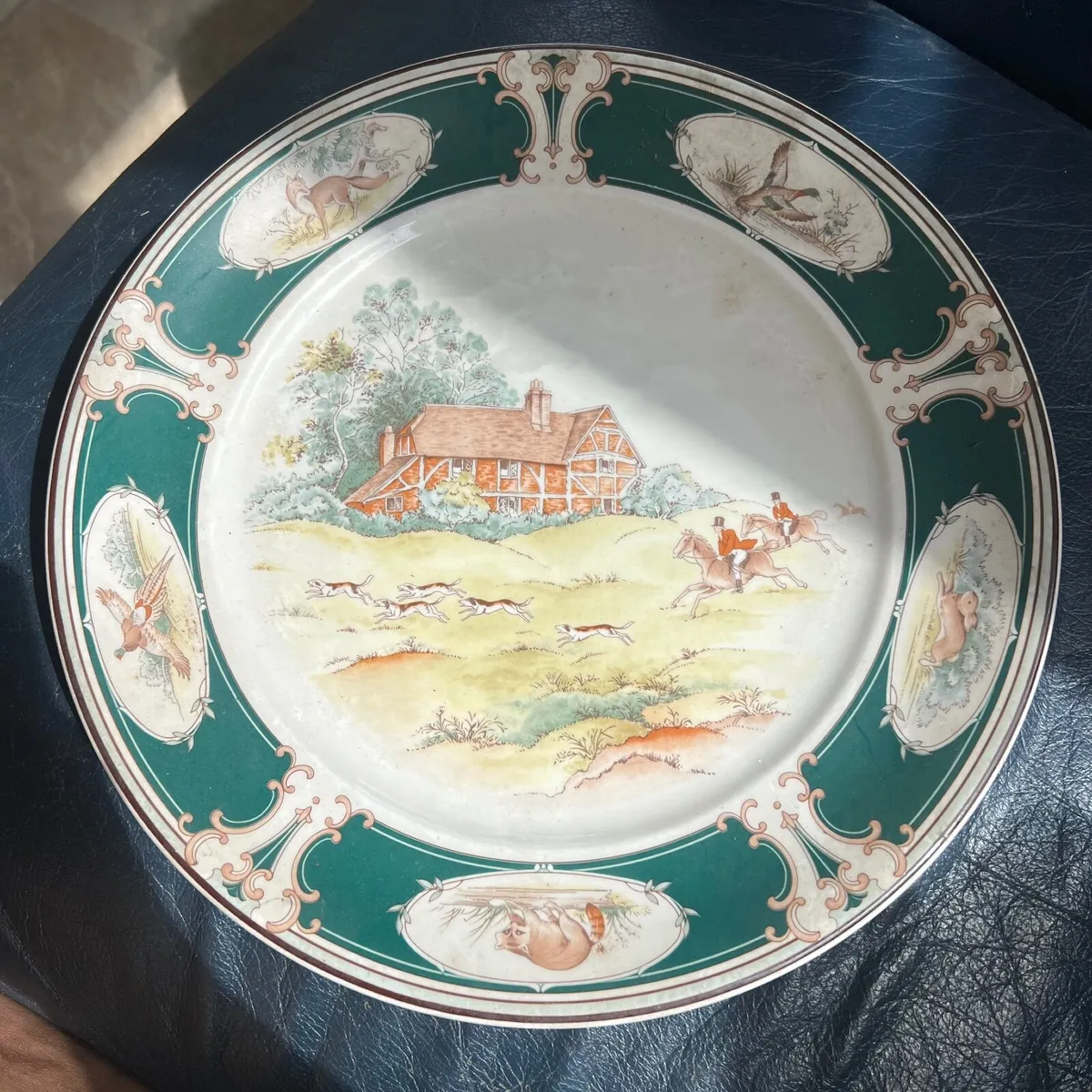 Noritake Keltcraft Pursuit 9170 Dinner Plates - Image 2