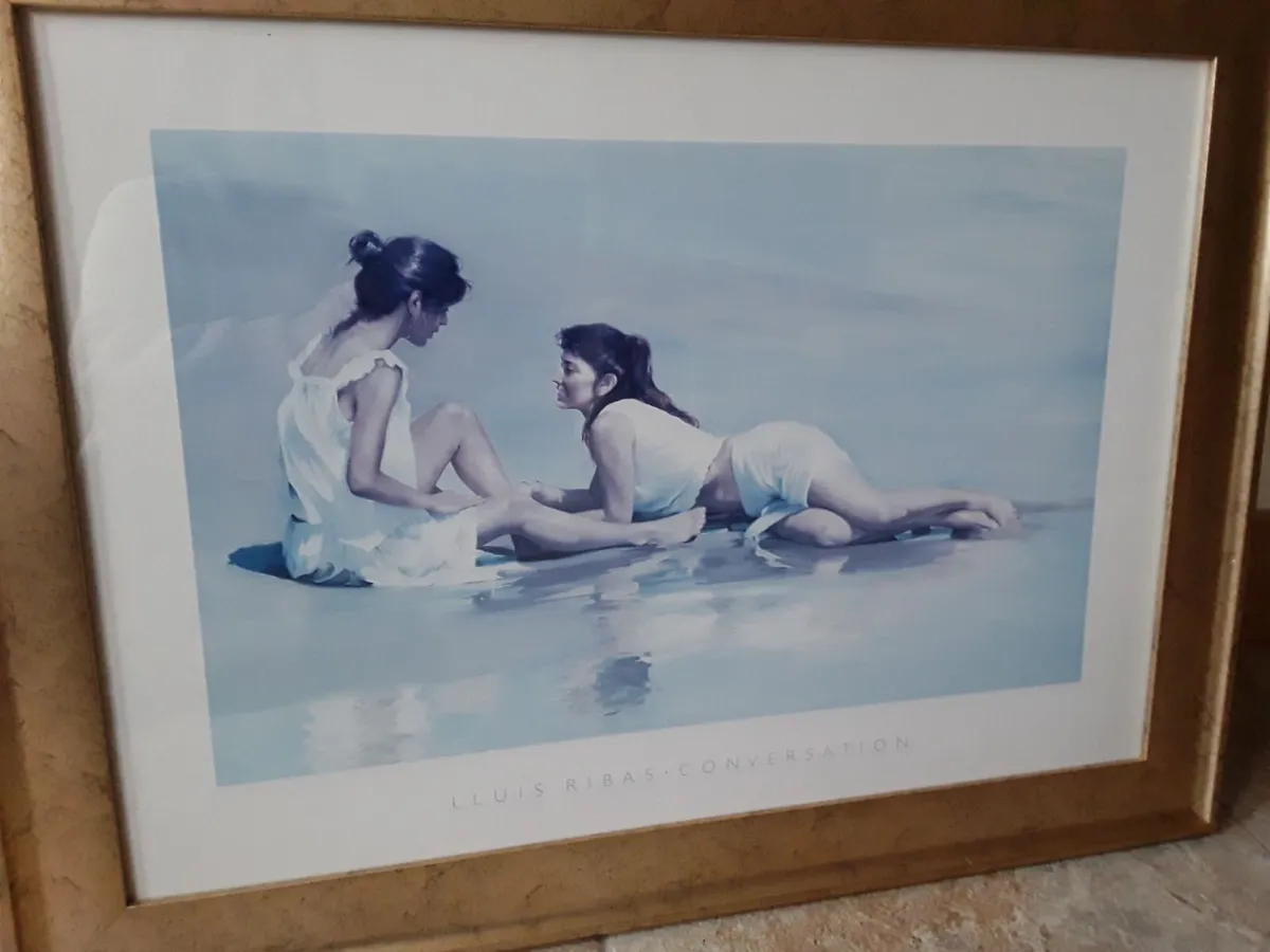 Lovely large picture 2 girls relaxing on a beach - Image 3