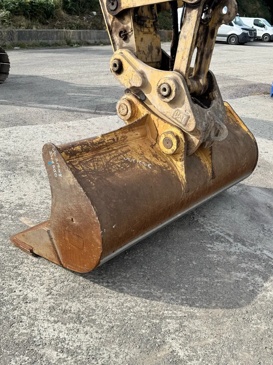 84” Cat Grading Bucket 80mm Pins - Image 4