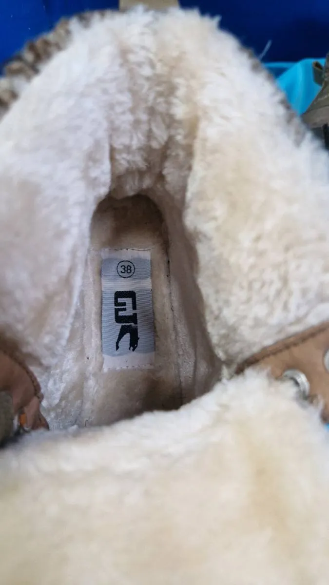 Gordon Jack Winter Boots - Image 3