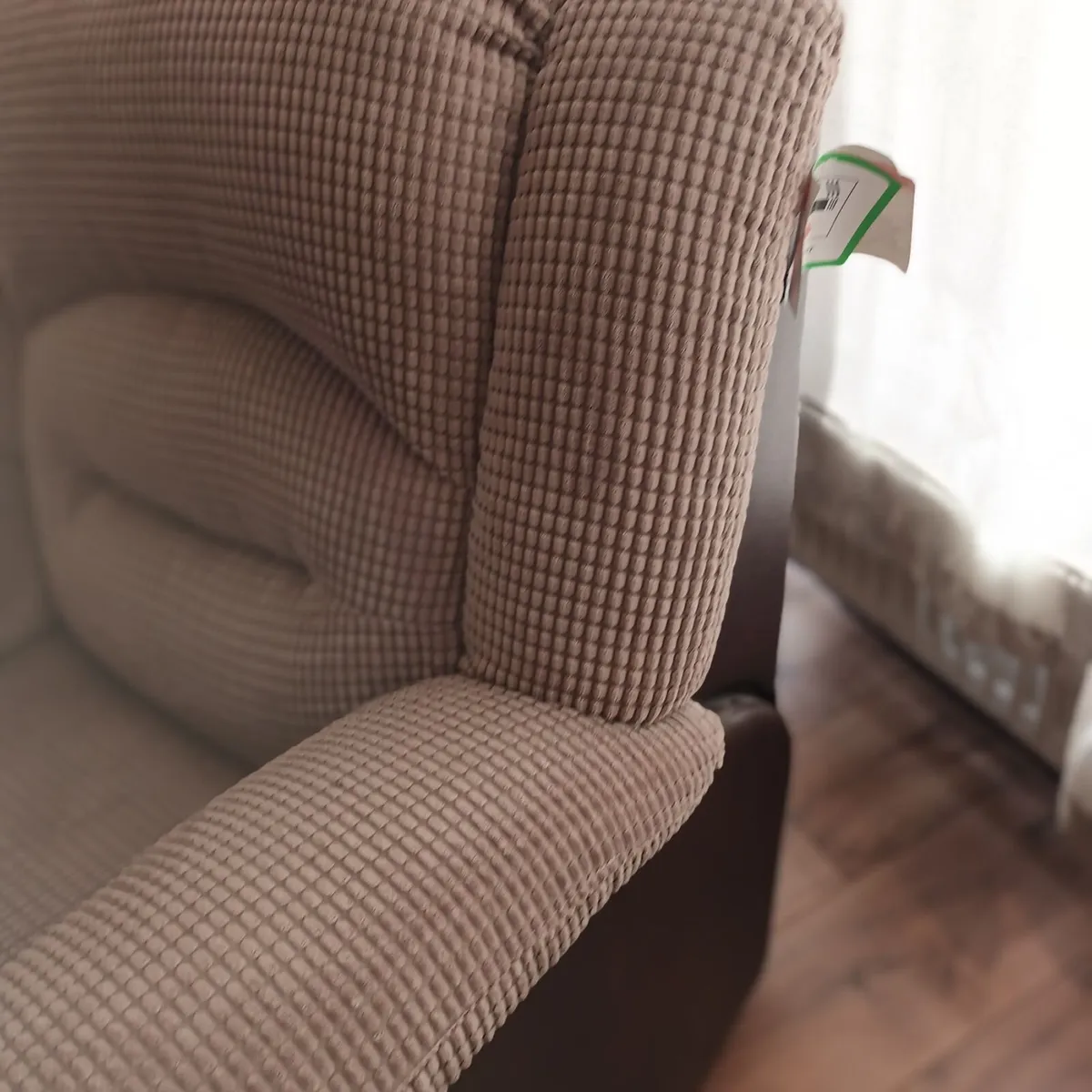 Recliner arm chair - Image 2