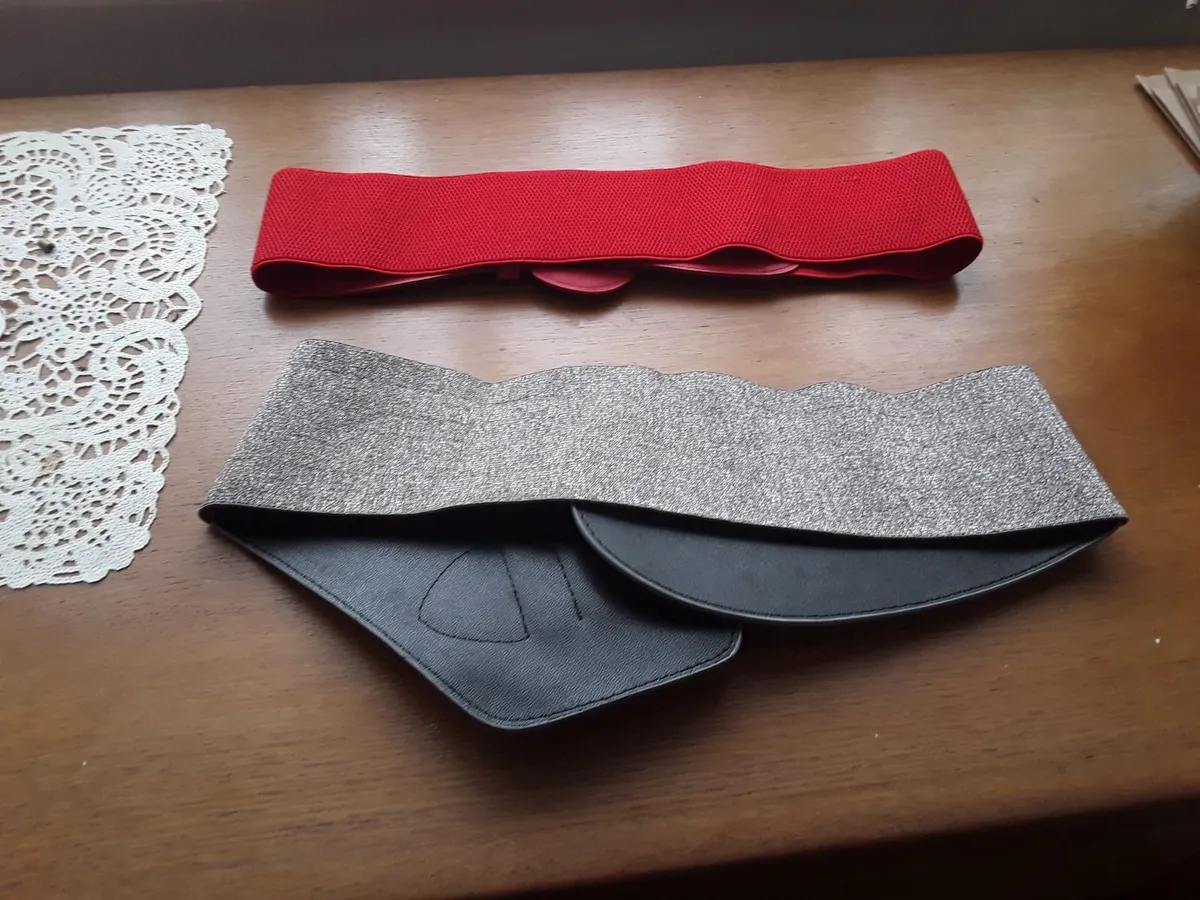 2 brand new unwanted ladies belts red and grey - Image 2