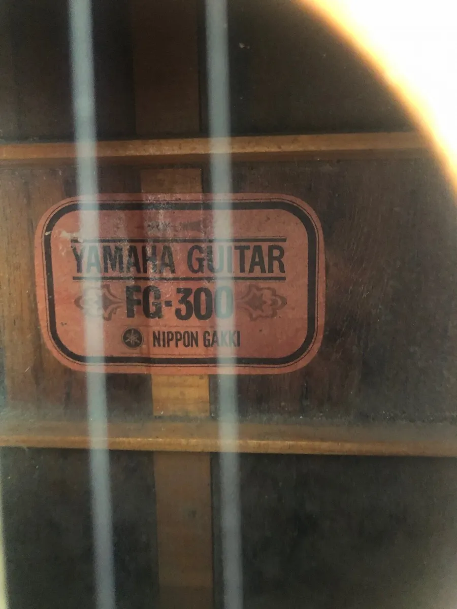 Yamaha guitar, nippon gakki FG - 300 - Image 2