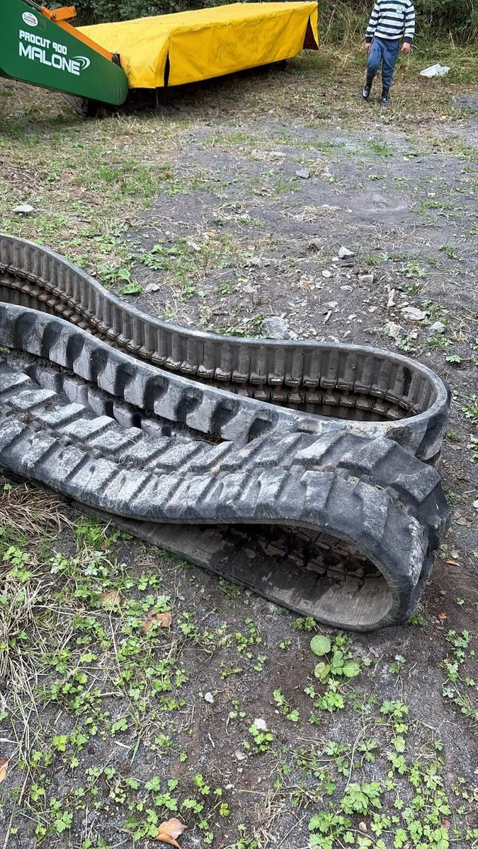 Ex30 tracks - Image 3